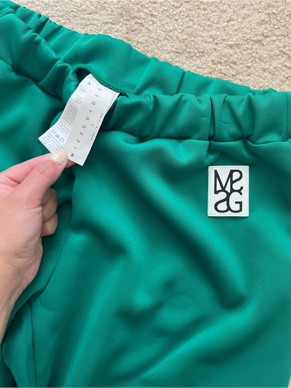 Missguided Green Silk sweatpants Sz S - Picture 3 of 7
